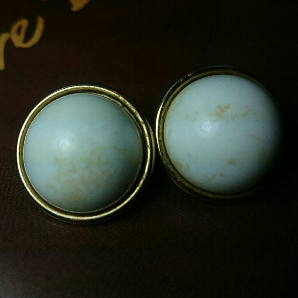 Antique Eggshell Earrings